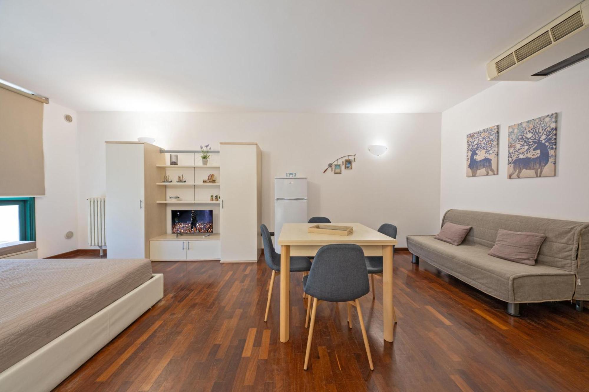 Interno 14 Villa เลชเช ภายนอก รูปภาพ